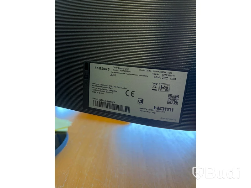 2 st Datorskärmar Samsung LS27F350FHUXEN samt S27C350H