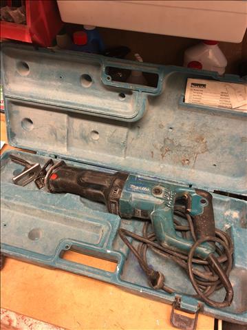 Makita JR3050T Tigersåg sladd och förvaringslåda