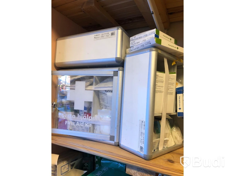 Första hjälpen kit och dylikt