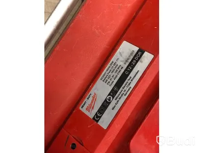 2 st Byggradio Milwaukee C12 28 DCR