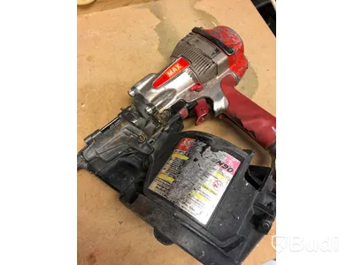 Spikpistol Högtryck rundbandad - Max HN 90 Troligtvis denna eller liknande modell, saknar etikett