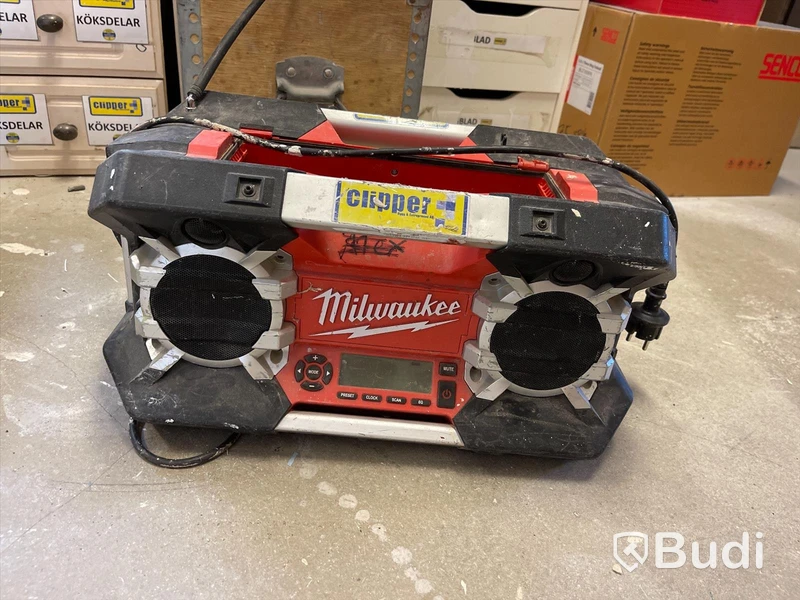Byggradio Milwaukee C12-28 DCR