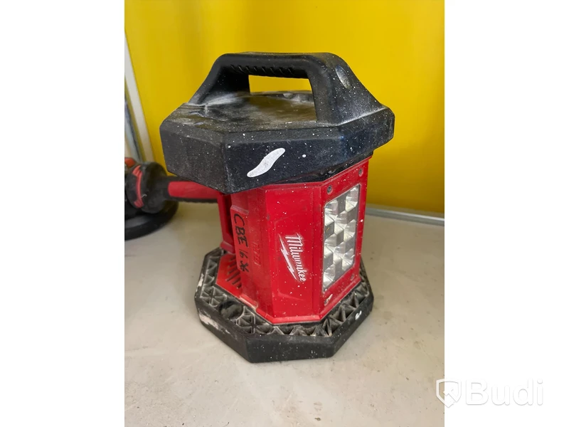 Lampa Milwaukee M18 AL