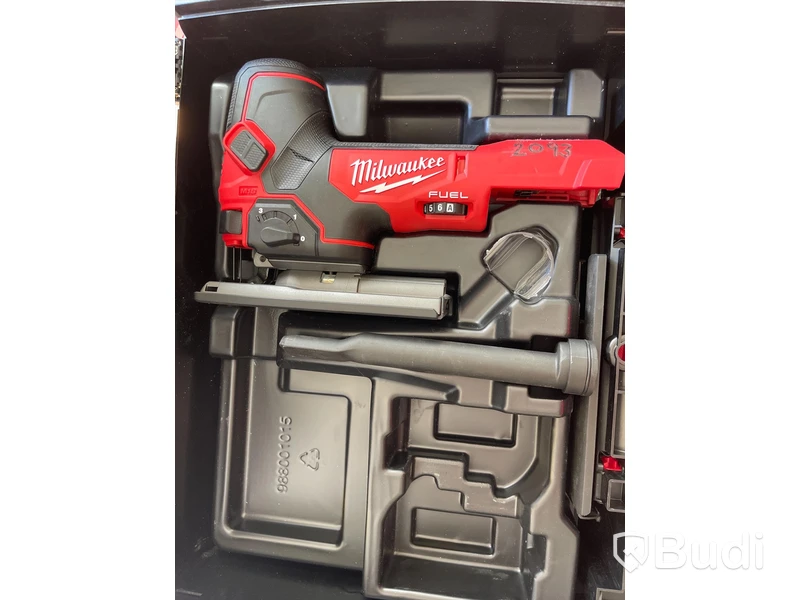 Batteridriven Sticksåg Milwaukee M18 FBJS