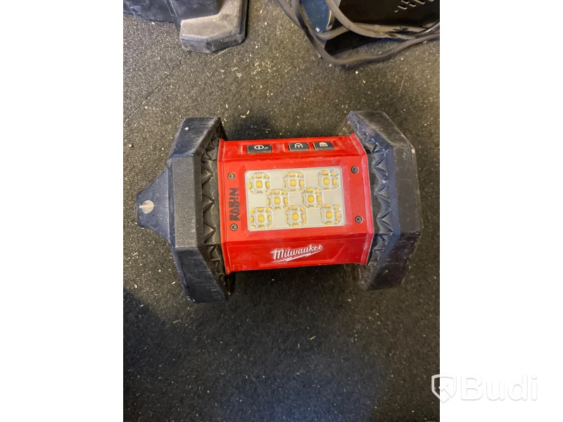 Radio Milwaukee M18 AL