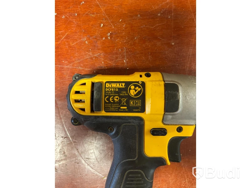 Skruvdragare DeWALT DCF815