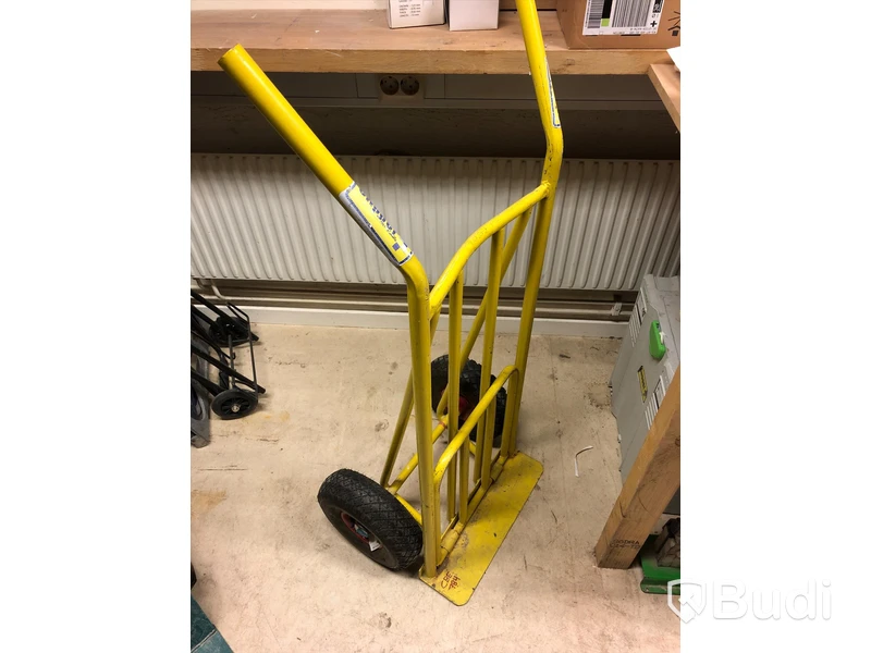 3 st Magasinkärror 1 st Trappkärra