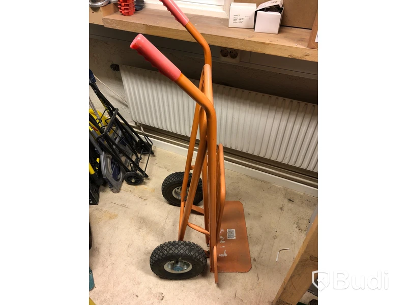 3 st Magasinkärror 1 st Trappkärra