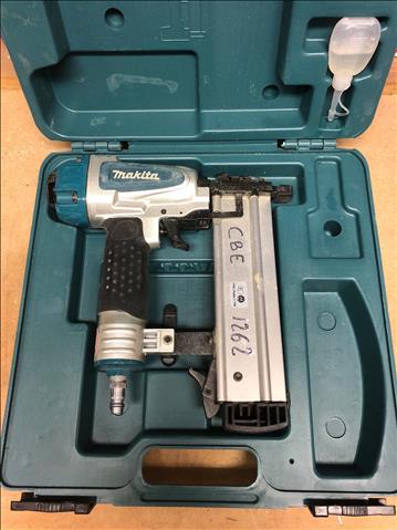 Makita Dyckertpistol  AF505N