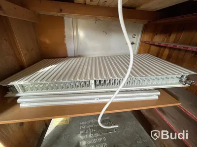 Parti med radiatorer -Thermopanel
