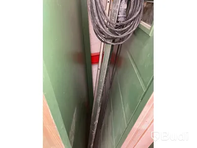 2st bygglampor på stativ
