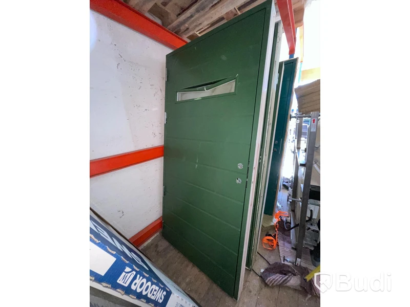 Dörr med karm - 100x210 cm