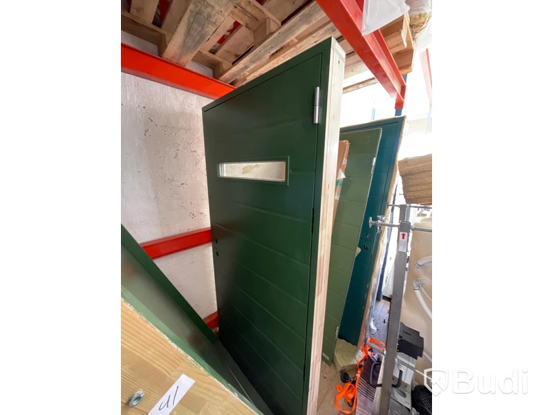 Dörr med karm - 100 x 210 cm