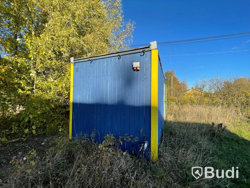 Isolerad Manskapsbod L845 x B298 x H300 cm
