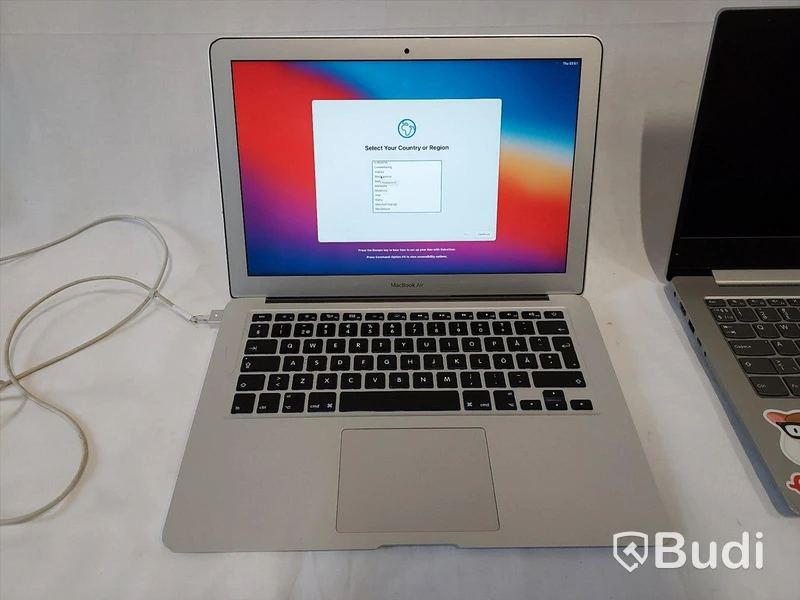 MacBook AIR, Lenovo laptop
