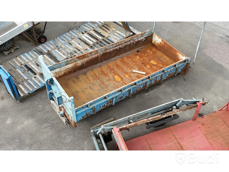 Schaktflak | 550x236 cm
