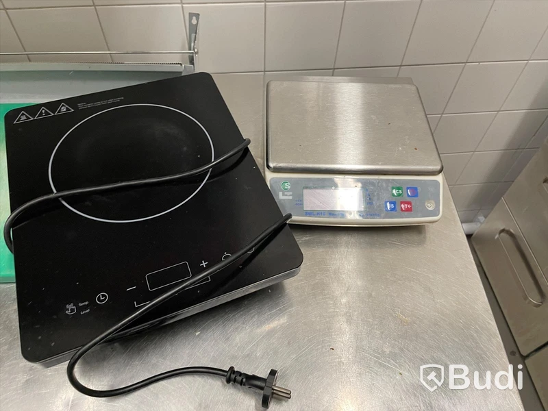 Singel induktionshäll Clas Ohlson och våg L. TELLIER