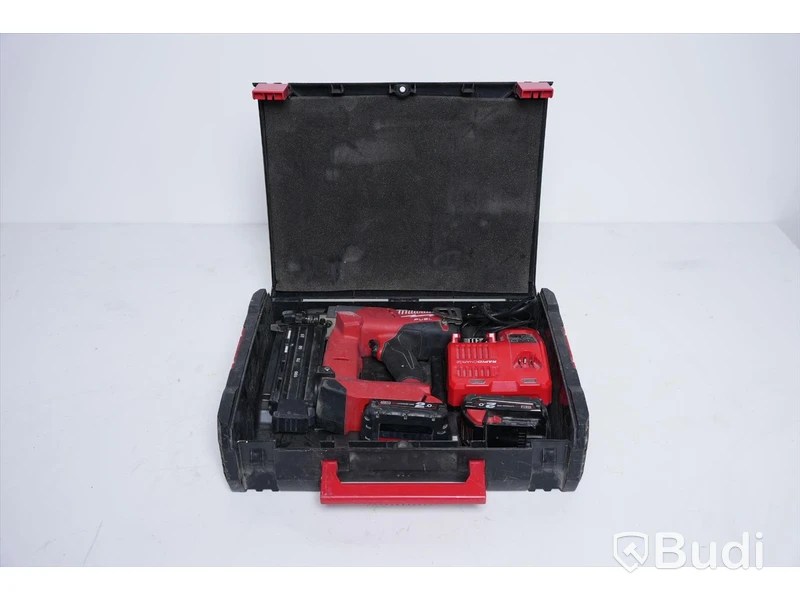 Dyckertpistol - M18 CN18GS Fuel, Milwaukee. Inkl. 2 st. batterier samt laddare.