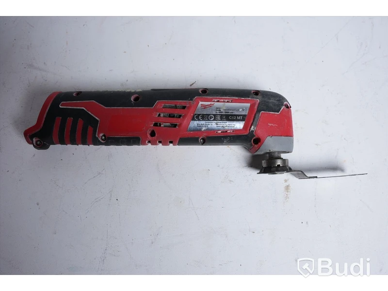 Multiverktyg - C12 MT, Milwaukee. Startar ej. Inkl. batteri.