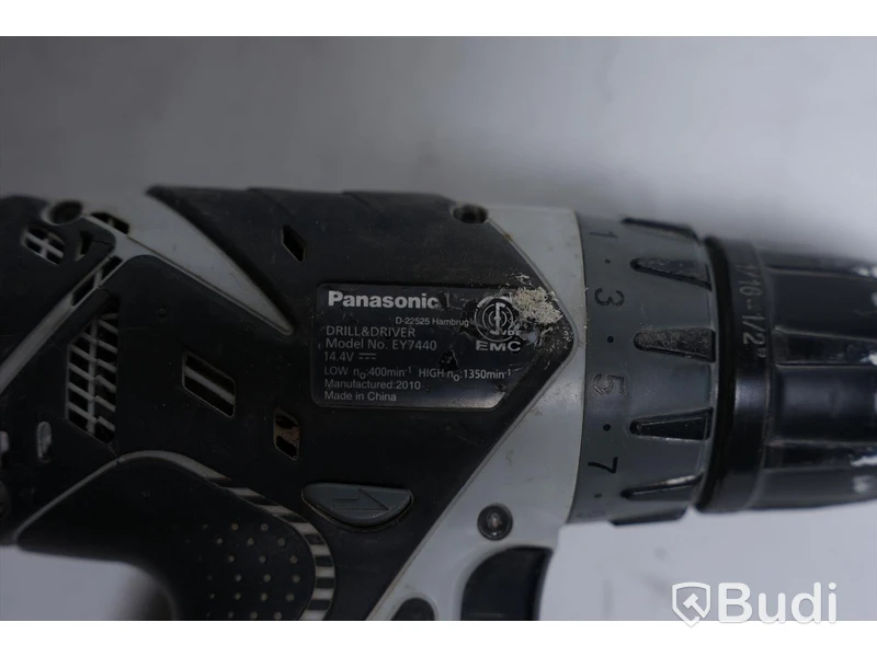 Skruvdragare- Panasonic, startar ej.