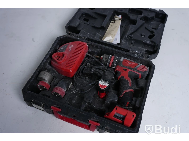 Skruvdragare - Milwaukee M12 BDDX, inkl 2 batterier och laddare