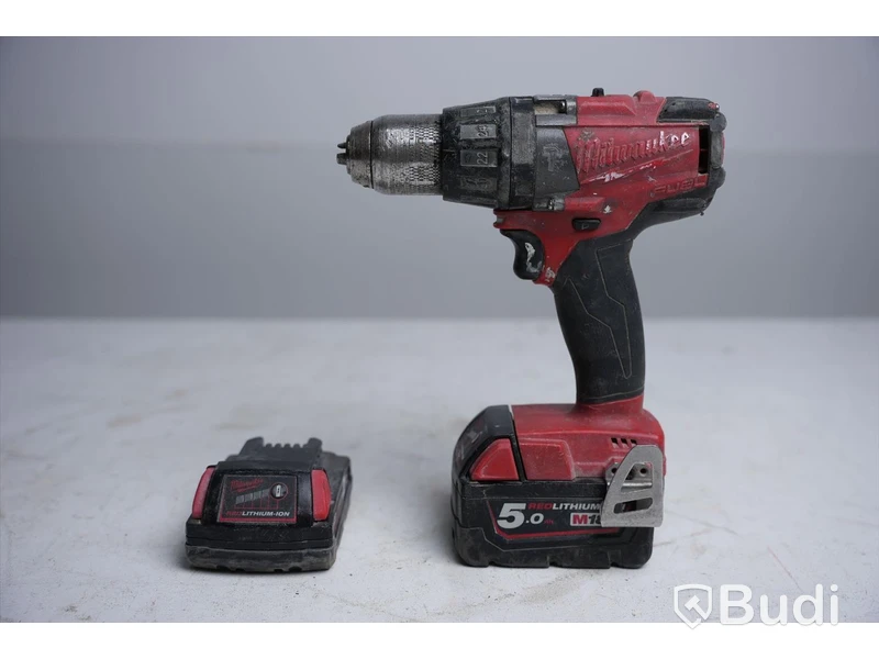 Skruvdragare - Milwaukee ink 2 batterier och batteriladdare