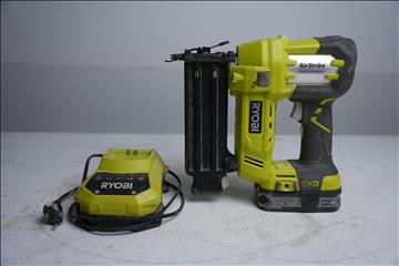 Spikpistol - RYOBI R18N18G ink batteri och batteriladdare