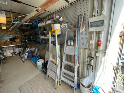 Container 20 fot samt alla inventarier - el indragen