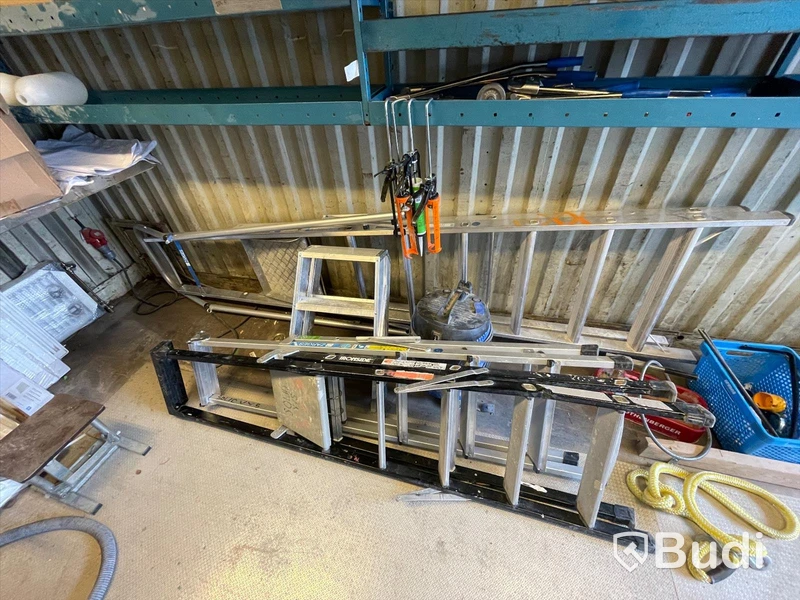 Container 20 fot samt alla inventarier - el indragen