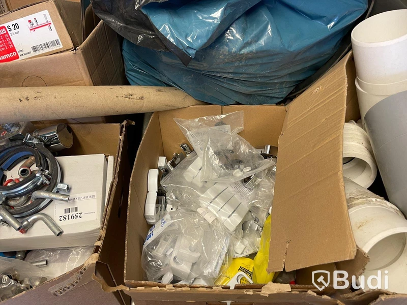 Container 20 fot samt alla inventarier - el indragen