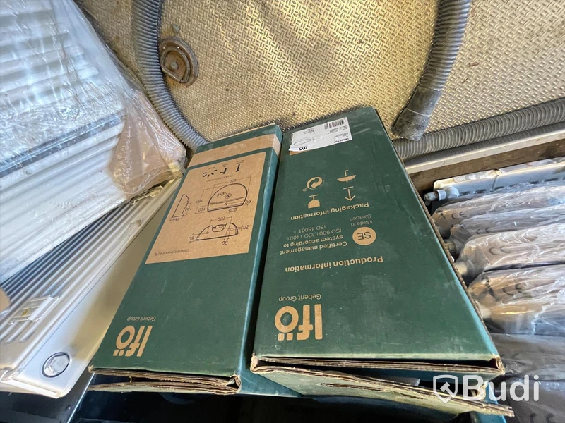 Container 20 fot samt alla inventarier - el indragen