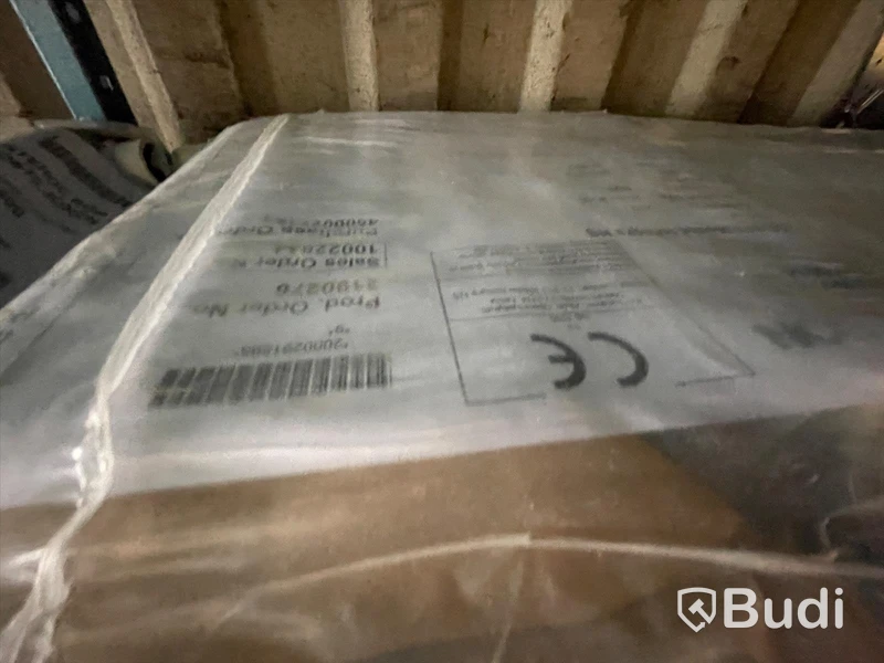 Container 20 fot samt alla inventarier - el indragen