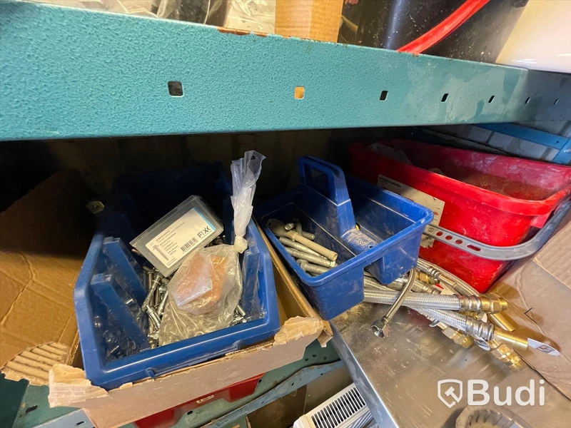 Container 20 fot samt alla inventarier - el indragen
