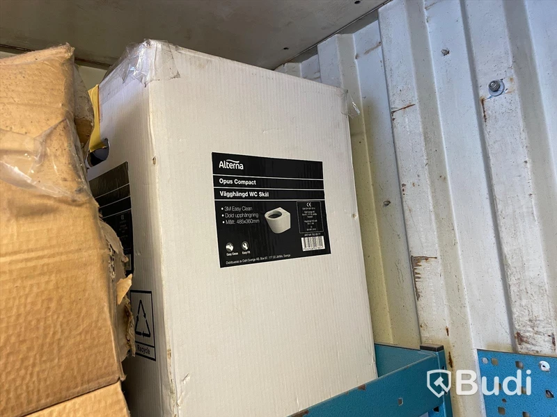 Container 20 fot samt alla inventarier - el indragen