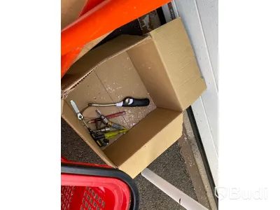 Stort parti verktyg och maskiner m.m.