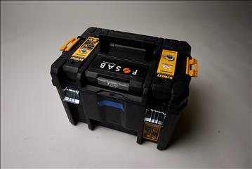 Cirkelsåg DeWALT DCS570NT med batteri och laddare