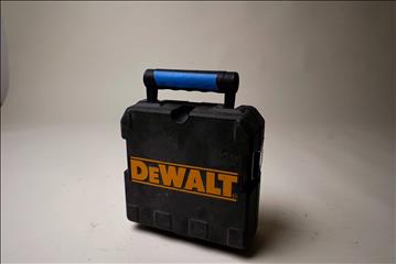 Korslaser DeWALT DW088