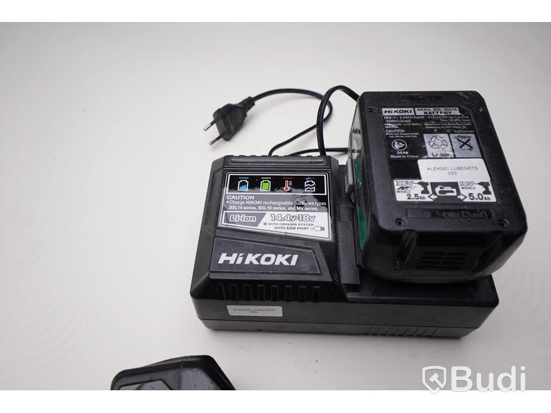 Batteridriven plåtsax HIKOKI CE18DSL med laddare och extra batteri