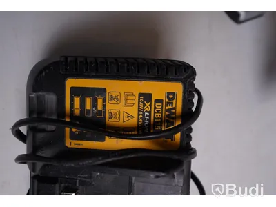 DeWalt DCS335 sticksåg inkl batteri samt laddare