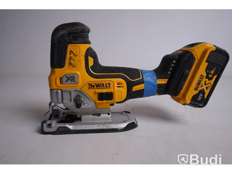 DeWalt DCS335 sticksåg inkl batteri samt laddare