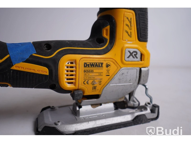 DeWalt DCS335 sticksåg inkl batteri samt laddare
