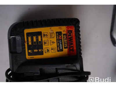DeWalt DCS335 sticksåg inkl batteri samt laddare