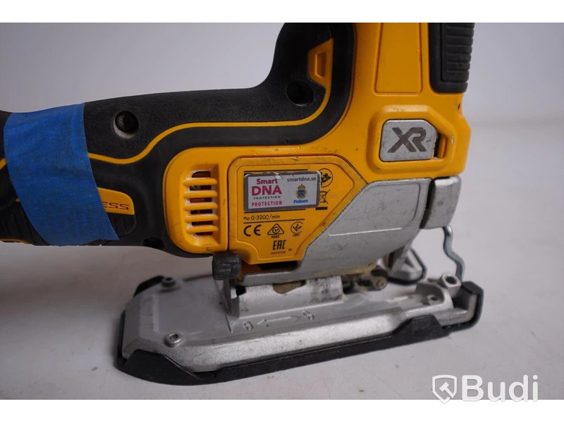 DeWalt DCS335 sticksåg inkl batteri samt laddare