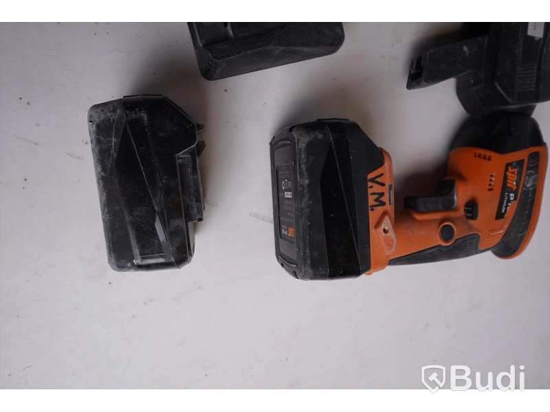 Gipsskruvdragare Spit P18 LITHIUM samt spit speed P55, laddare och extra batteri