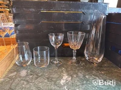 Stort parti med dryckesglas, Riedel med flera