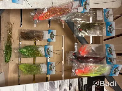 Parti flugor & flugbindningsmaterial