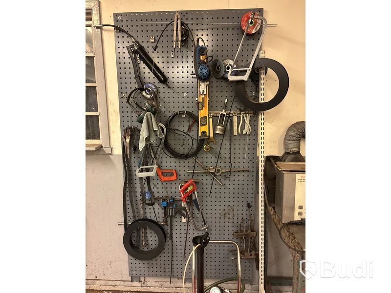 Verkstadsbänk med verktyg & tillbehör