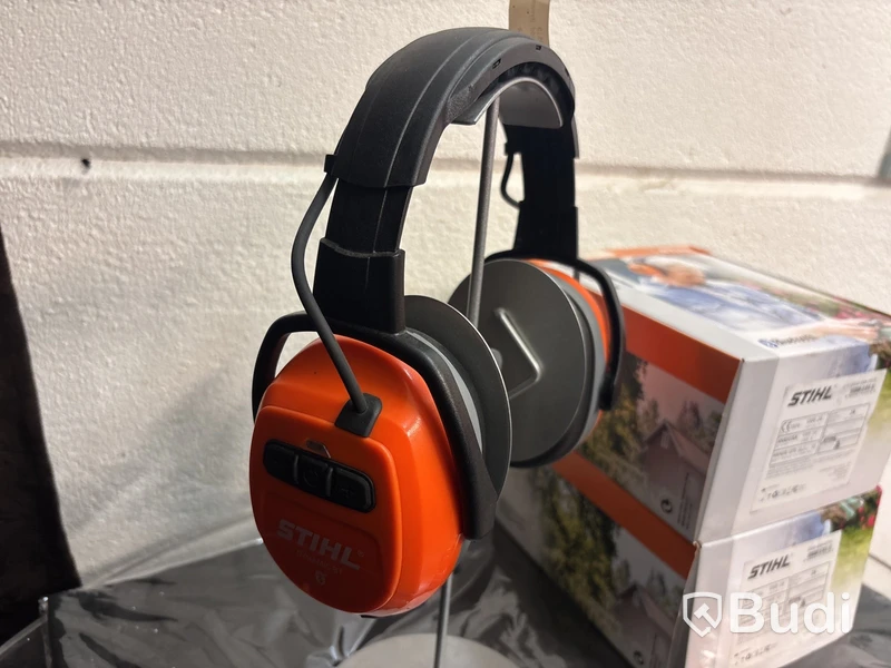 2 st hörselkåpor med blåtand Stihl Dynamic BT