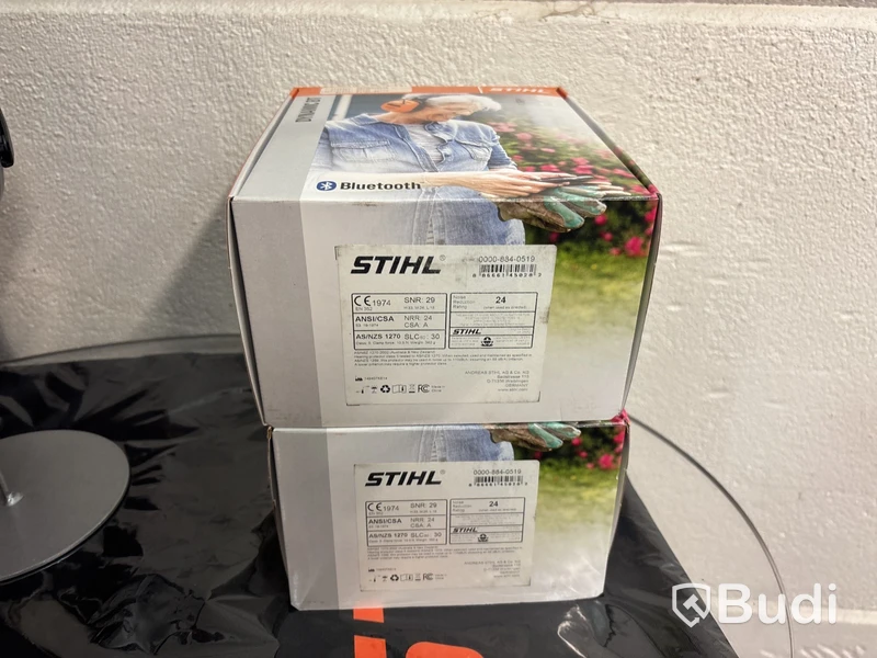 2 st hörselkåpor med blåtand Stihl Dynamic BT