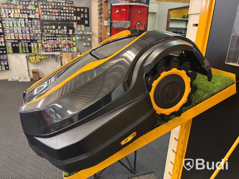 Robotgräsklippare Cub Cadet XR5 3000